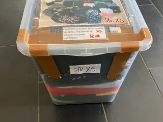 Blandet tøj i str XS