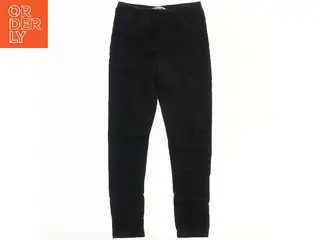 Bukser fra H&M (str. 134)