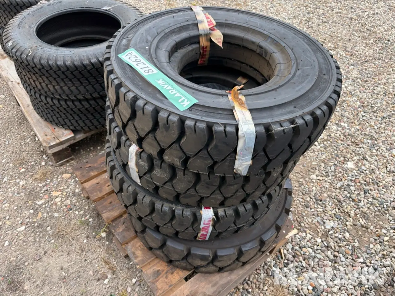 Billede 3 - Truckdæk Armour DLT 328 - 4 styk