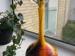 NEMTONI glas karaffel med bundfarven gul