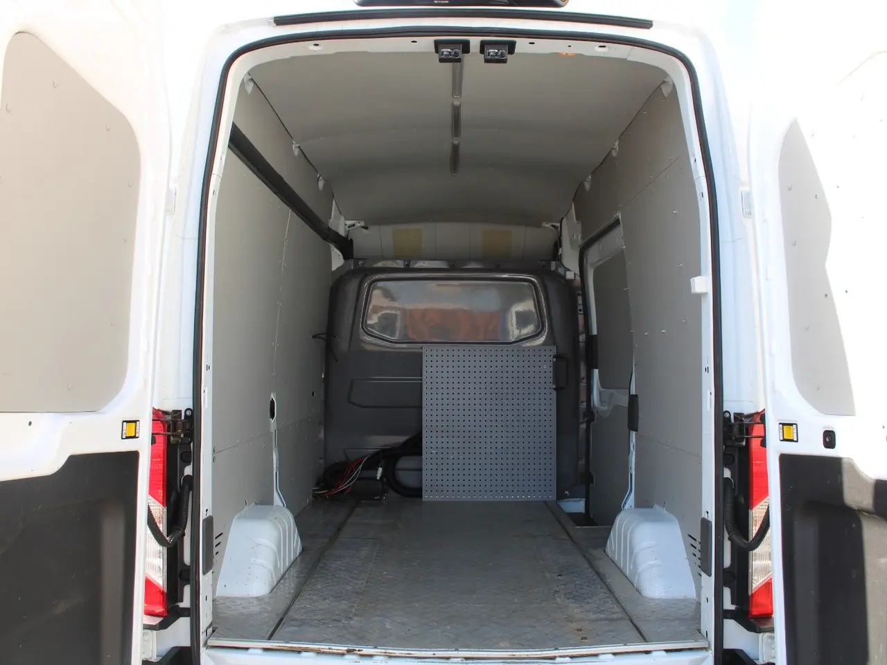Billede 12 - Ford Transit 350 L2 Van 2,0 TDCi 170 Trend H3 AWD
