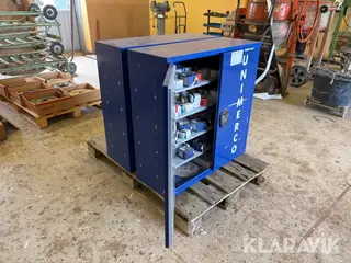 Værkøjsskabe med stort parti profilplatter - 2 styk