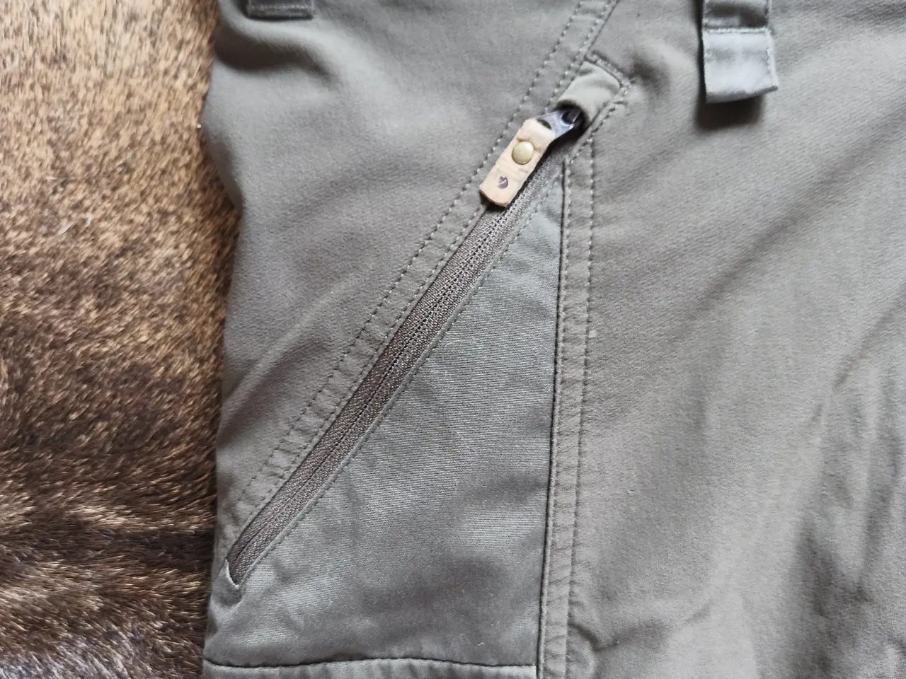 Billede 3 - Fjällräven Shorts str 43 