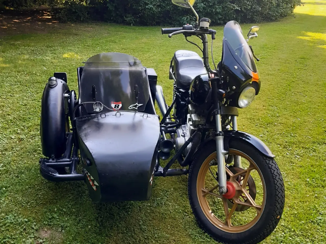 Billede 2 - Suzuki GSX400 sidevogn nysynet