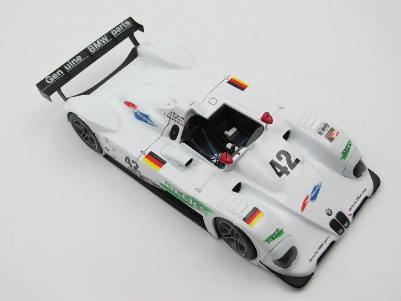 Billede 4 - Tom K - BMW V12LMR #42 Sebring 1999 - 1:18