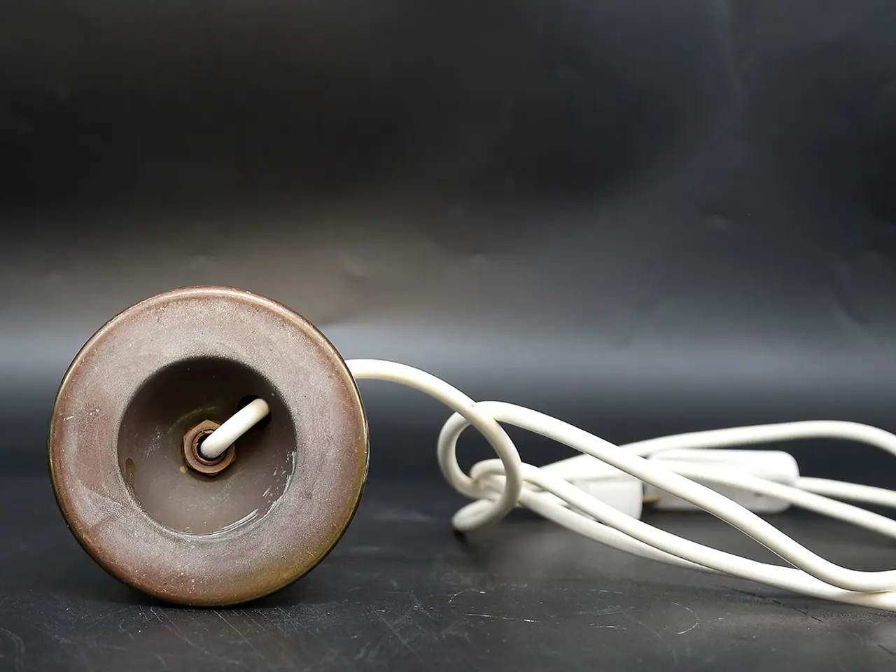 Billede 7 - Heiberg bordlampe i hvidt porcelæn og messing