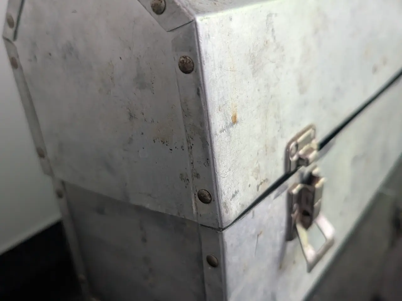 Billede 3 - Metal opbevaring 