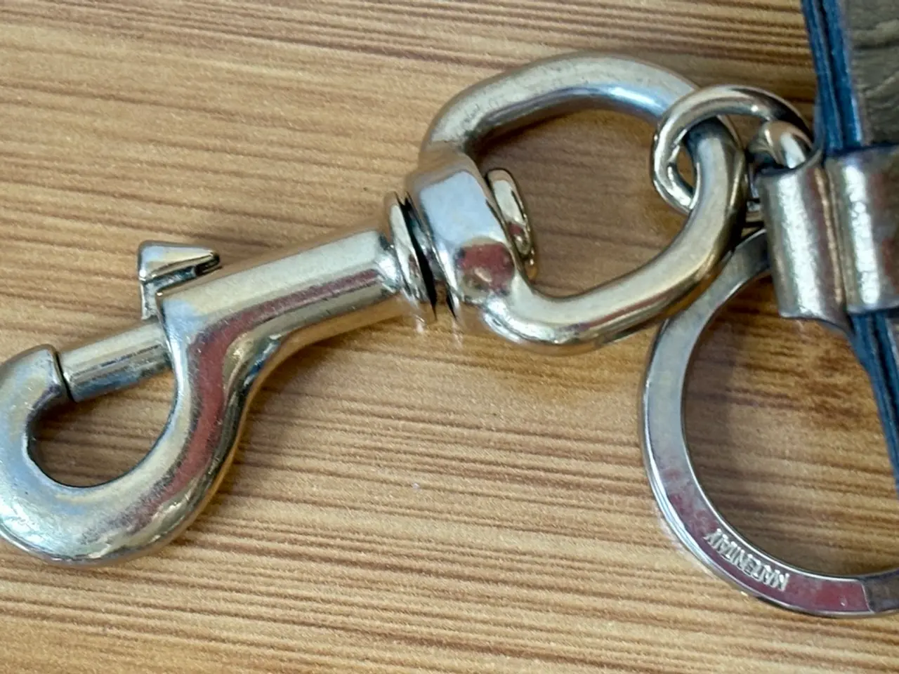 Billede 4 - Gucci, GG Supreme ChiHuaHua nøglering/taskecharm