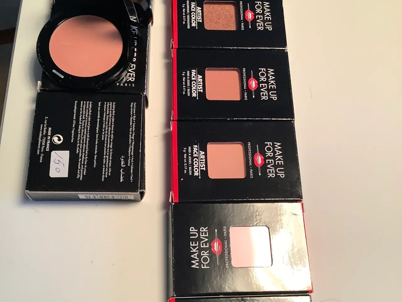 Billede 15 - Stor makeup serie sælges ud .