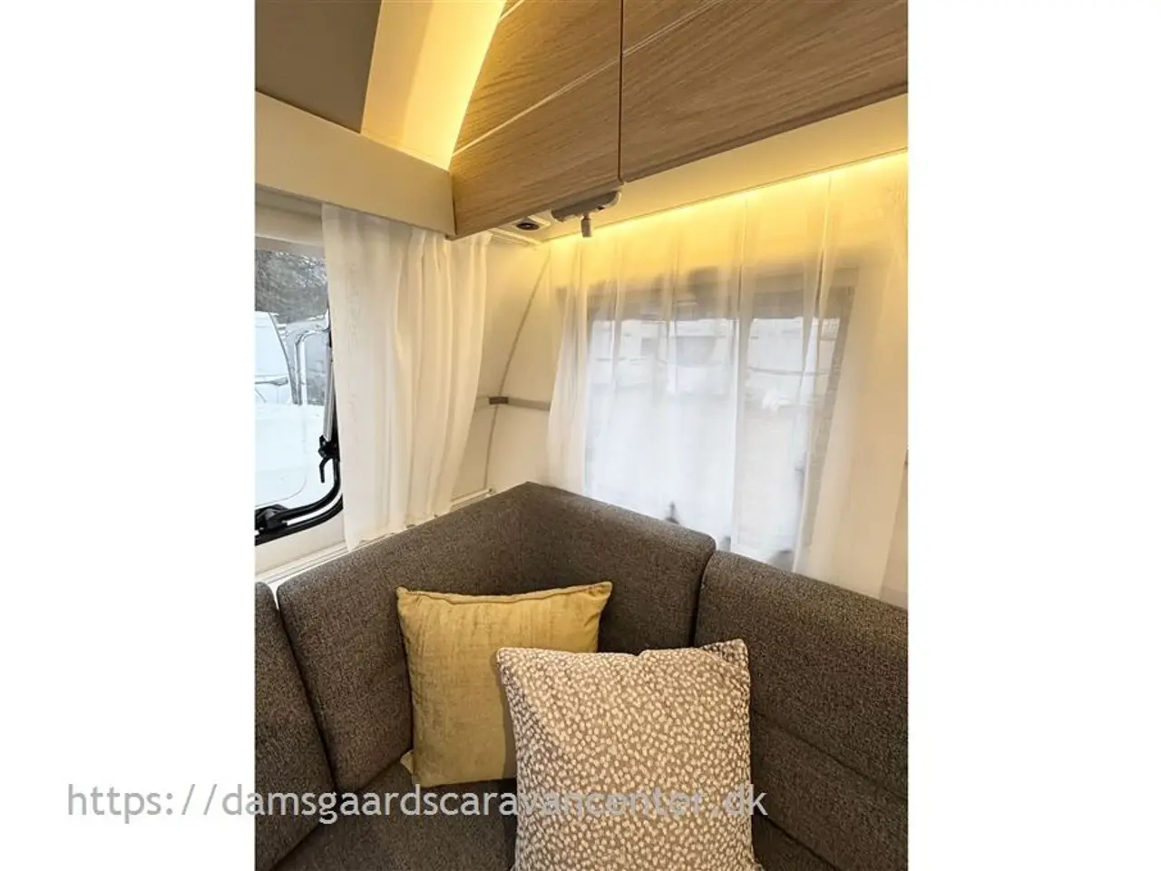 Billede 4 - 2021 - Adria Adora 572 UT   Enkeltsenge-Endebad-Gulvtemp.-Mover