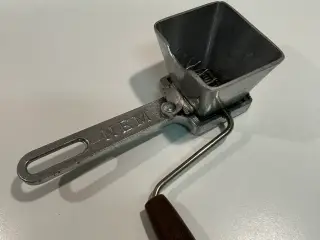NEM persille hakker, RETRO