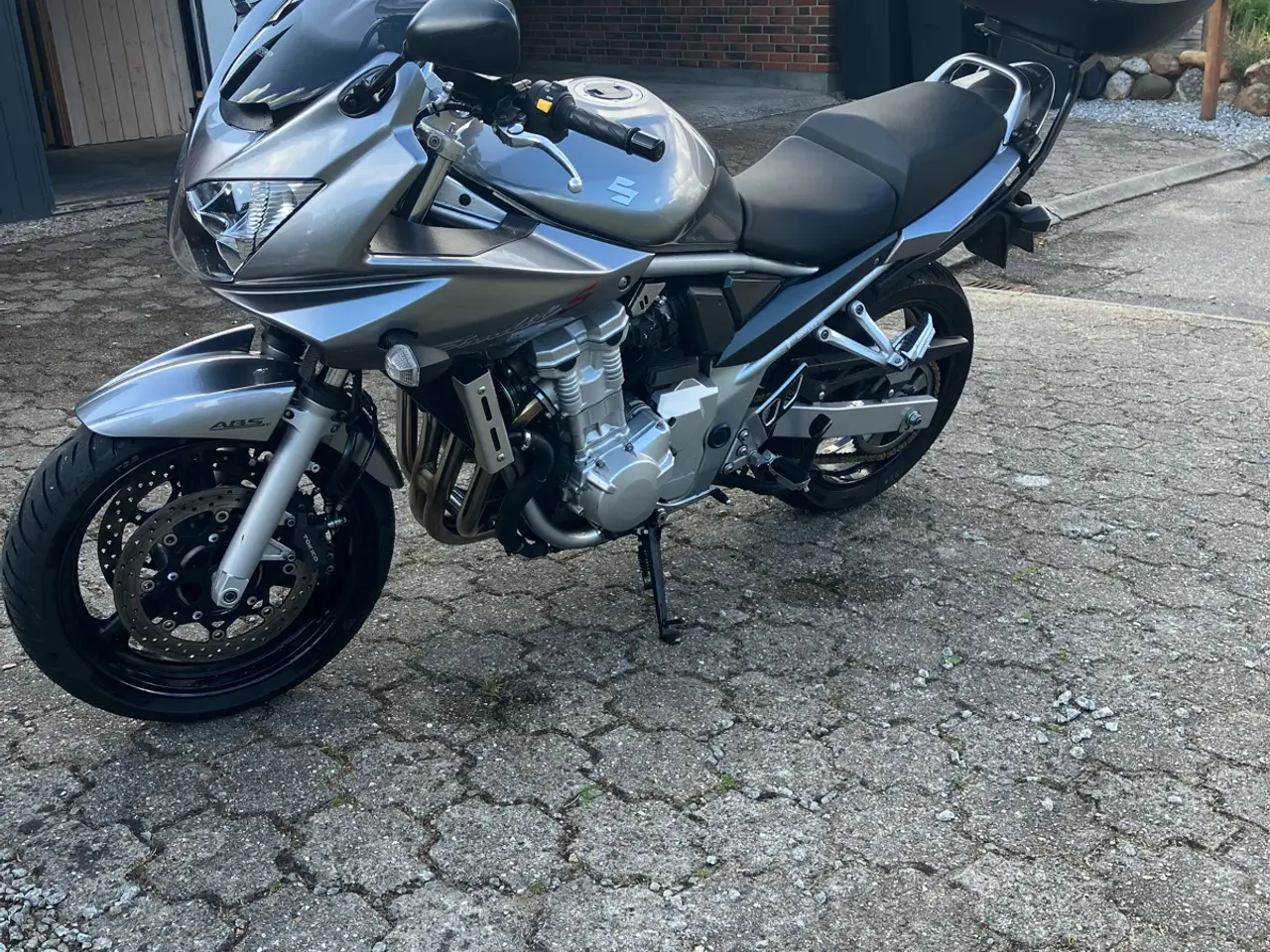 Billede 1 - Suzuki Gsf 650 bandit 2008 sælges / bud modtages