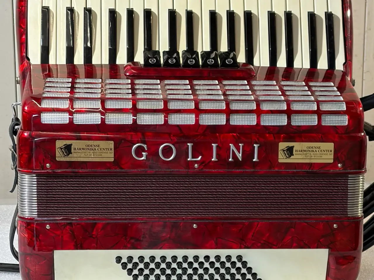 Billede 7 - Goline kvalitets-harmonika – 37 tangenter / 72 bas