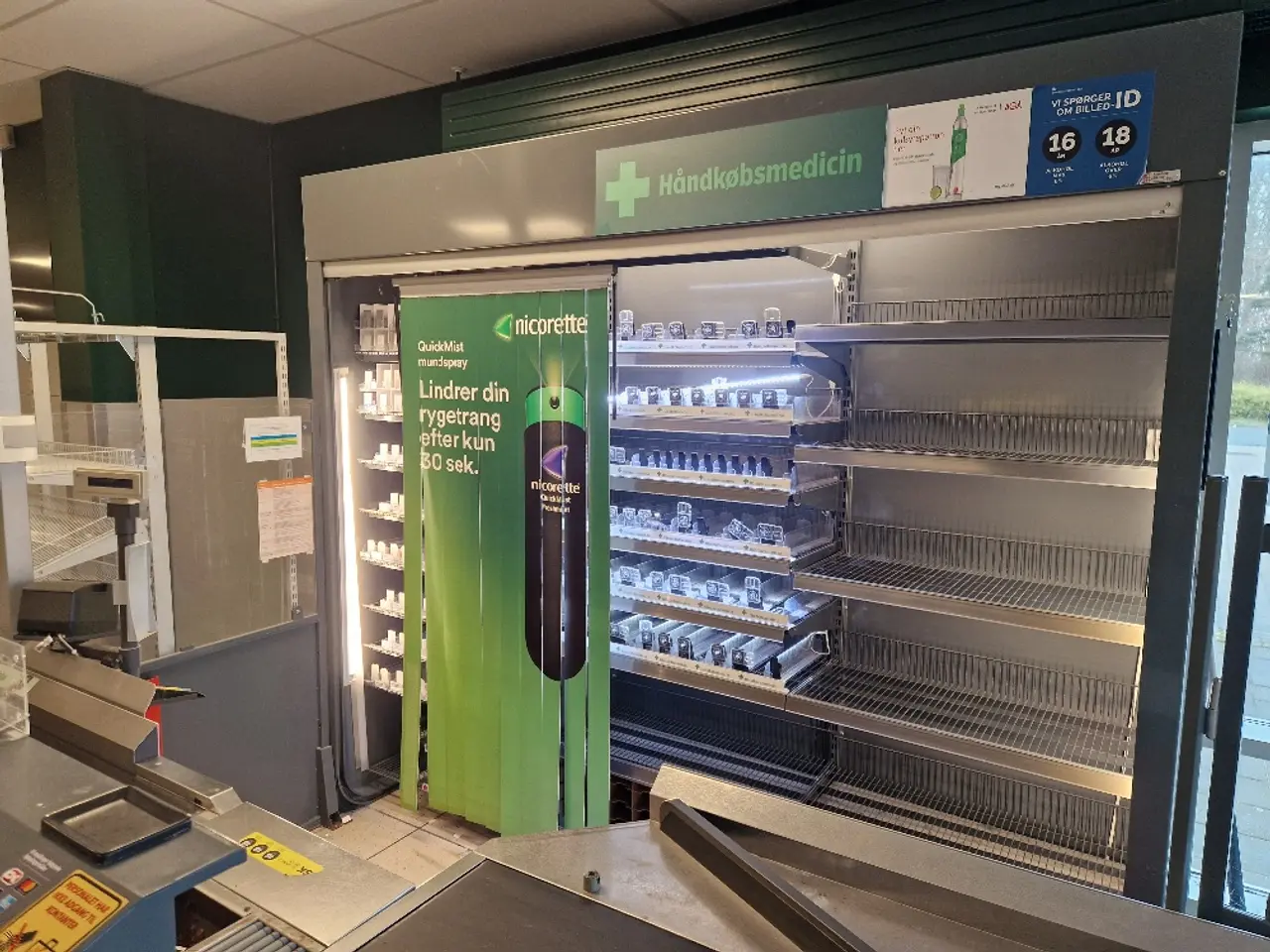 Billede 1 - Sikringsskab til cigaretter alkohol med nøgle