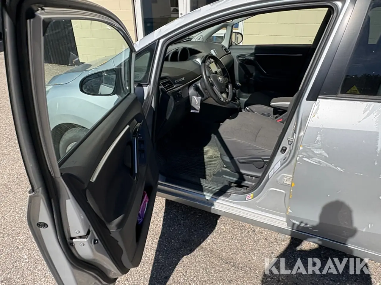 Billede 9 - Personbil Toyota Sportsvan 1.6 D-4D