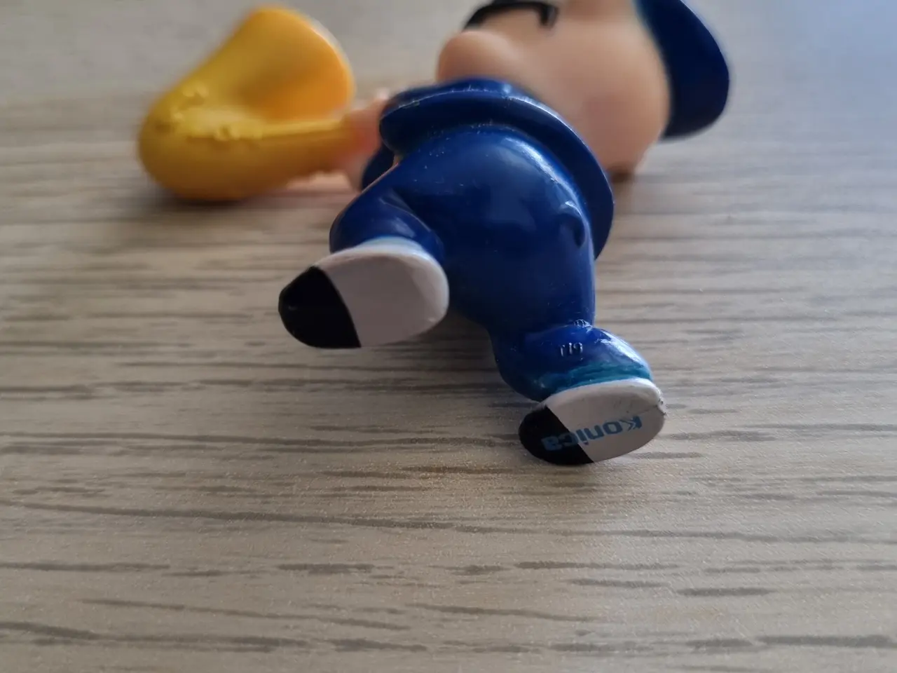 Billede 8 - Porky Pig spiller på Saxophon. Konica- Looney Tu