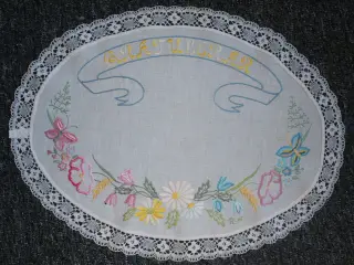 Broderet lysedug