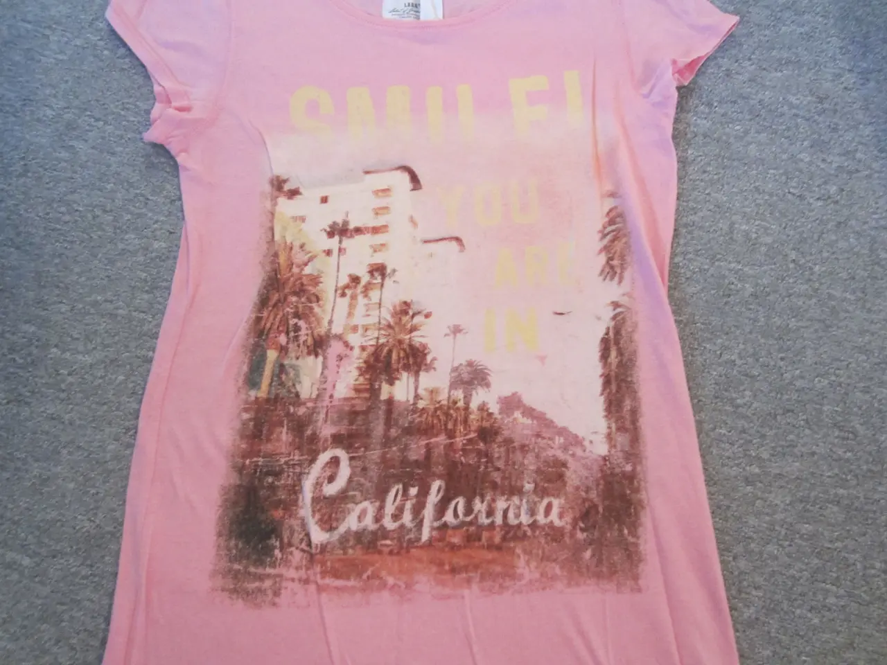 Billede 2 - Lyserød T-shirt i str. 158 / 164 fra H&M