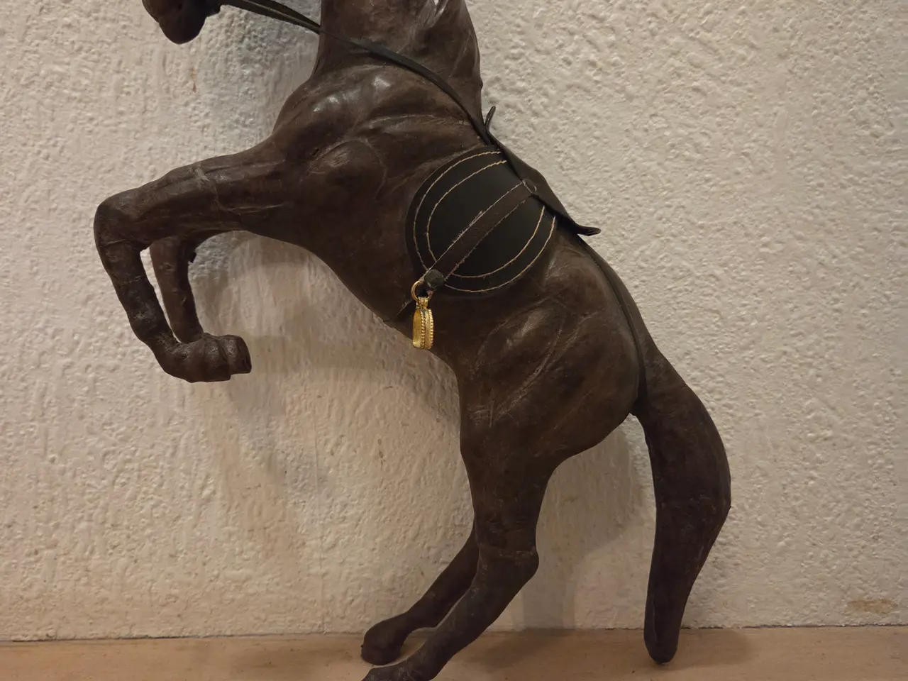 Billede 2 - Stor hestefigur i læder