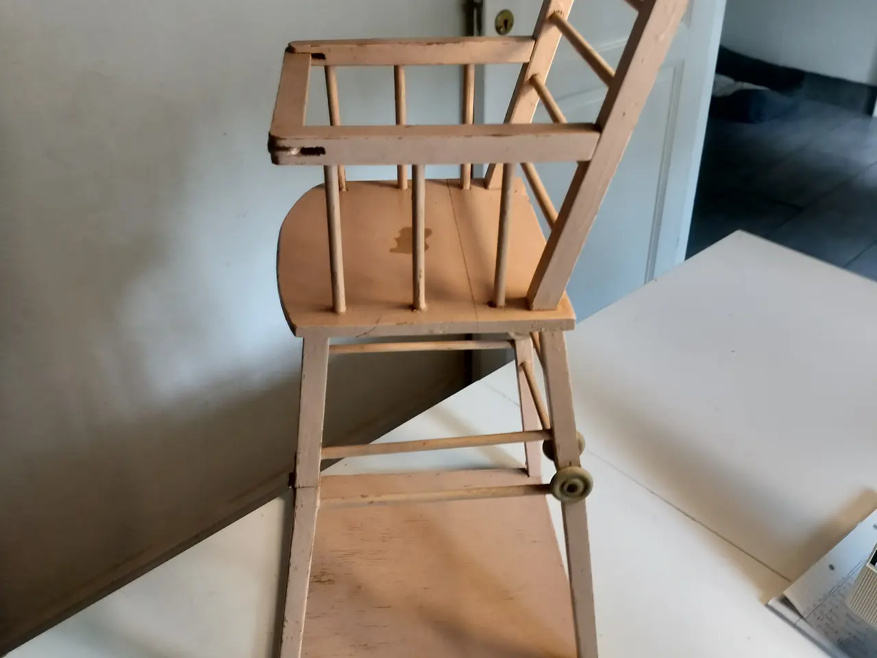 Billede 1 - Højstol til dukker gammel model