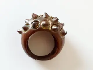 Punker ring
