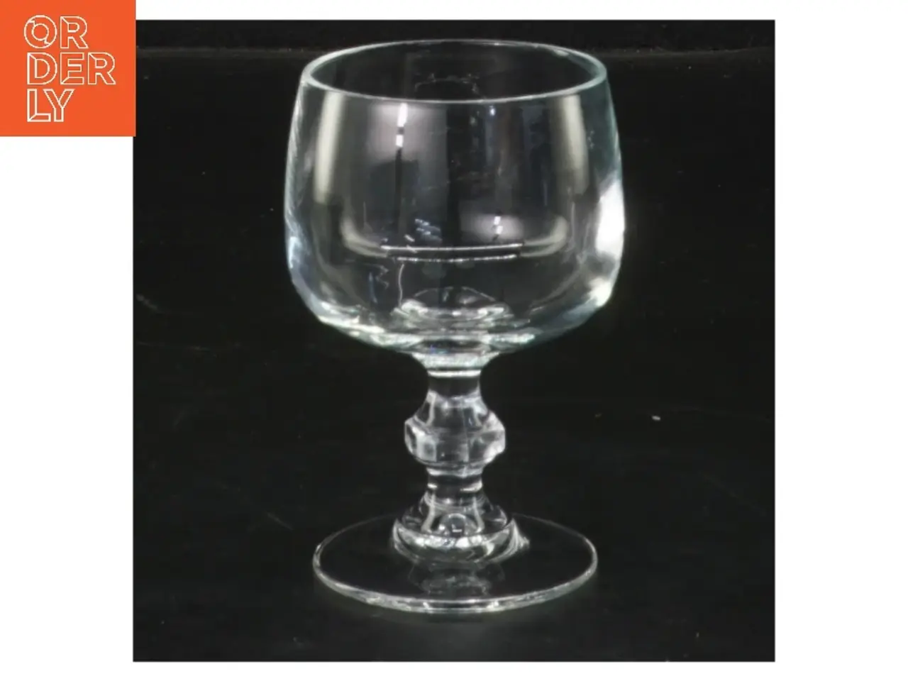 Billede 1 - Glas med stilk (str. 8,5x5 cm)
