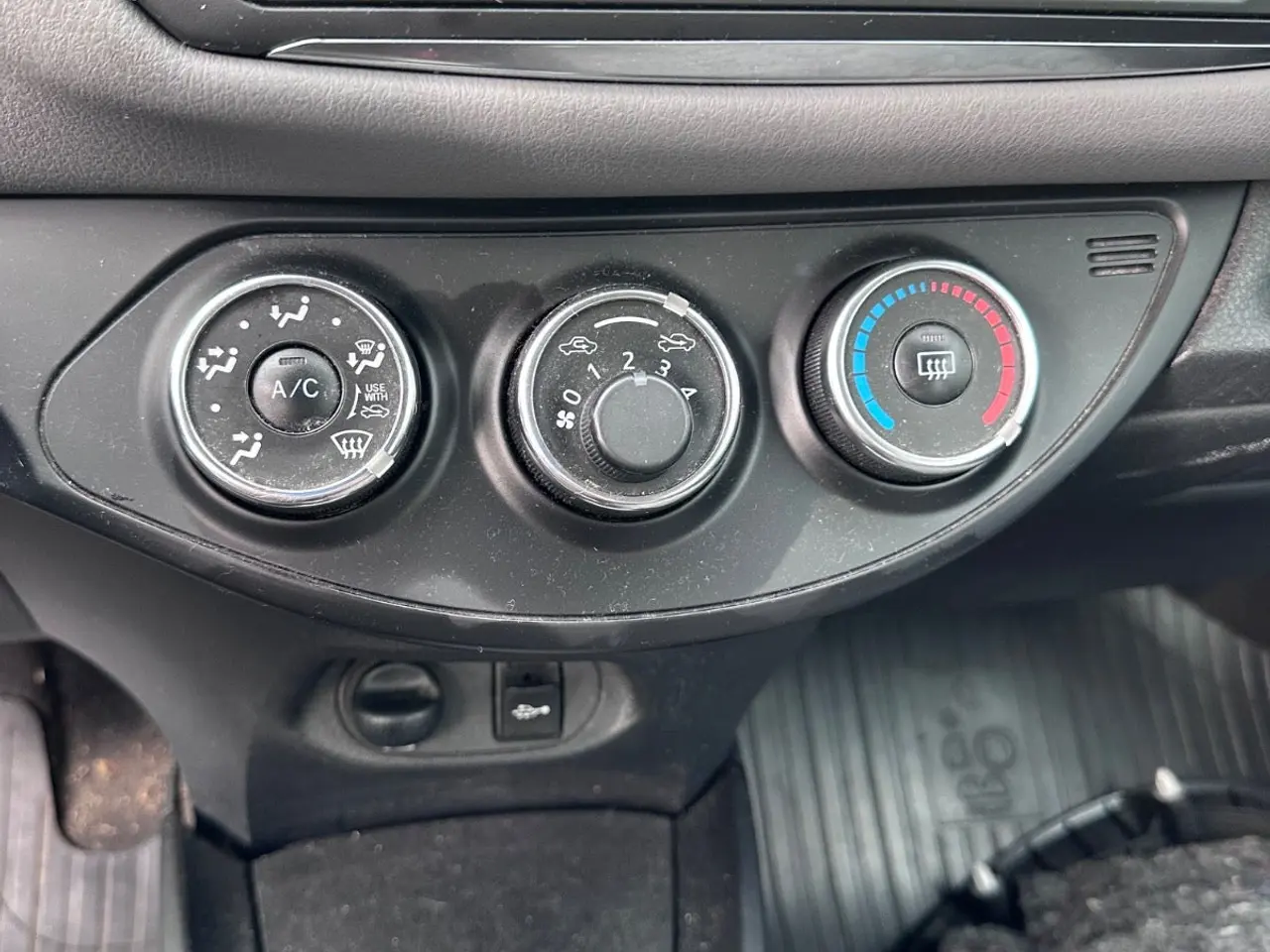 Billede 9 - Toyota Yaris 1,0 VVT-i T1 Van