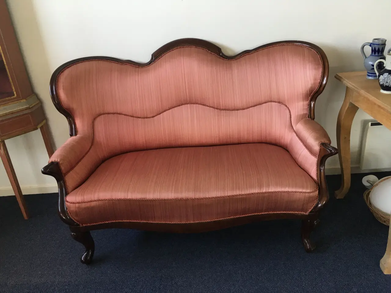 Billede 1 - Antik sofa med Rosa silkelignende betræk