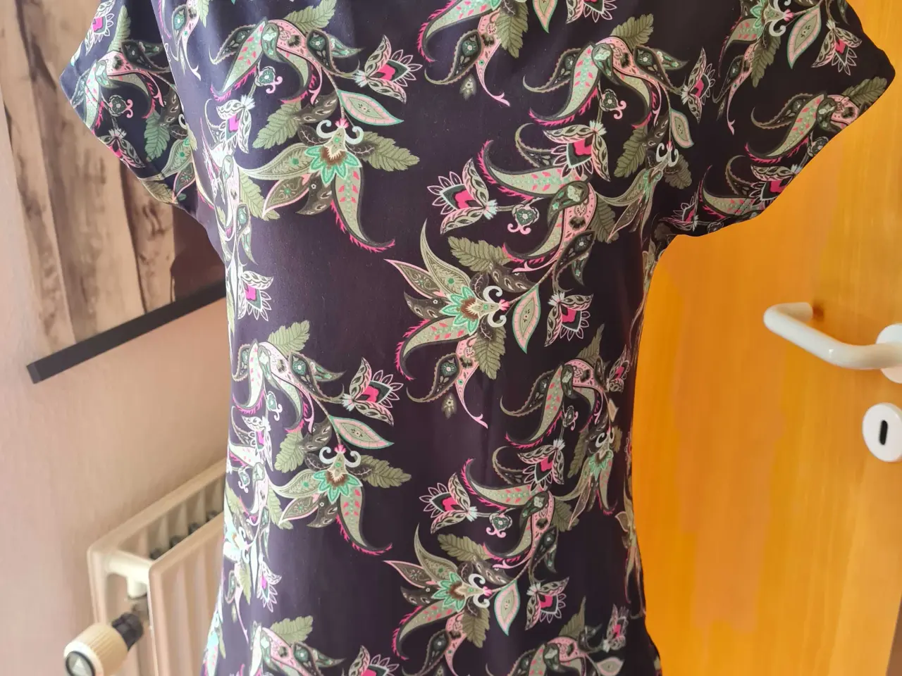 Billede 1 - Ny Liberte top str s-m