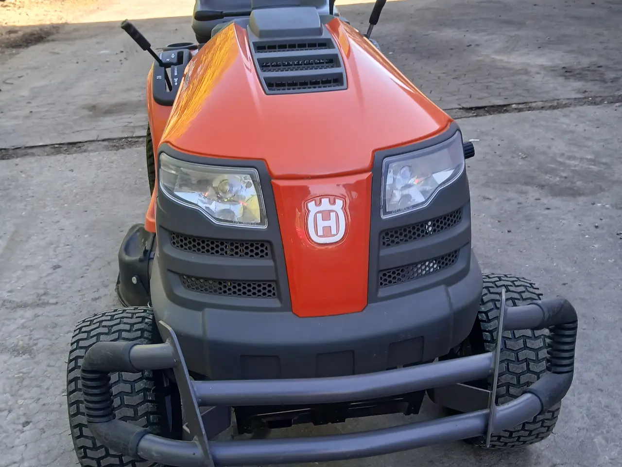 Billede 2 - Husqvarna Ts138L Havetraktor
