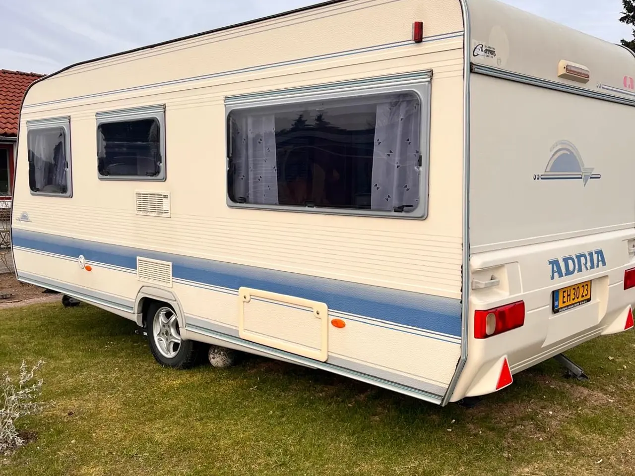 Billede 2 - Adria Unica 502 Campingvogn 
