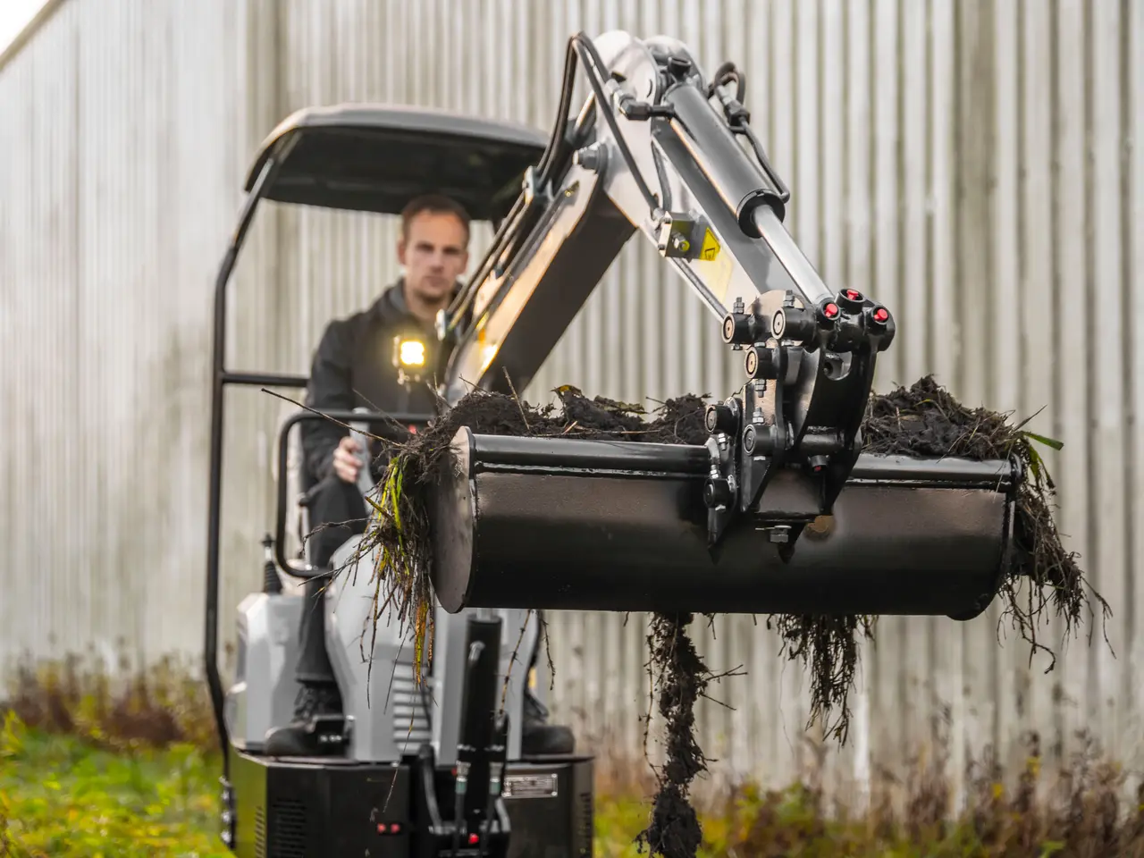 Billede 7 - Bobmaster Basic diesel minigraver - 850 kg, inkl. skovlsæt