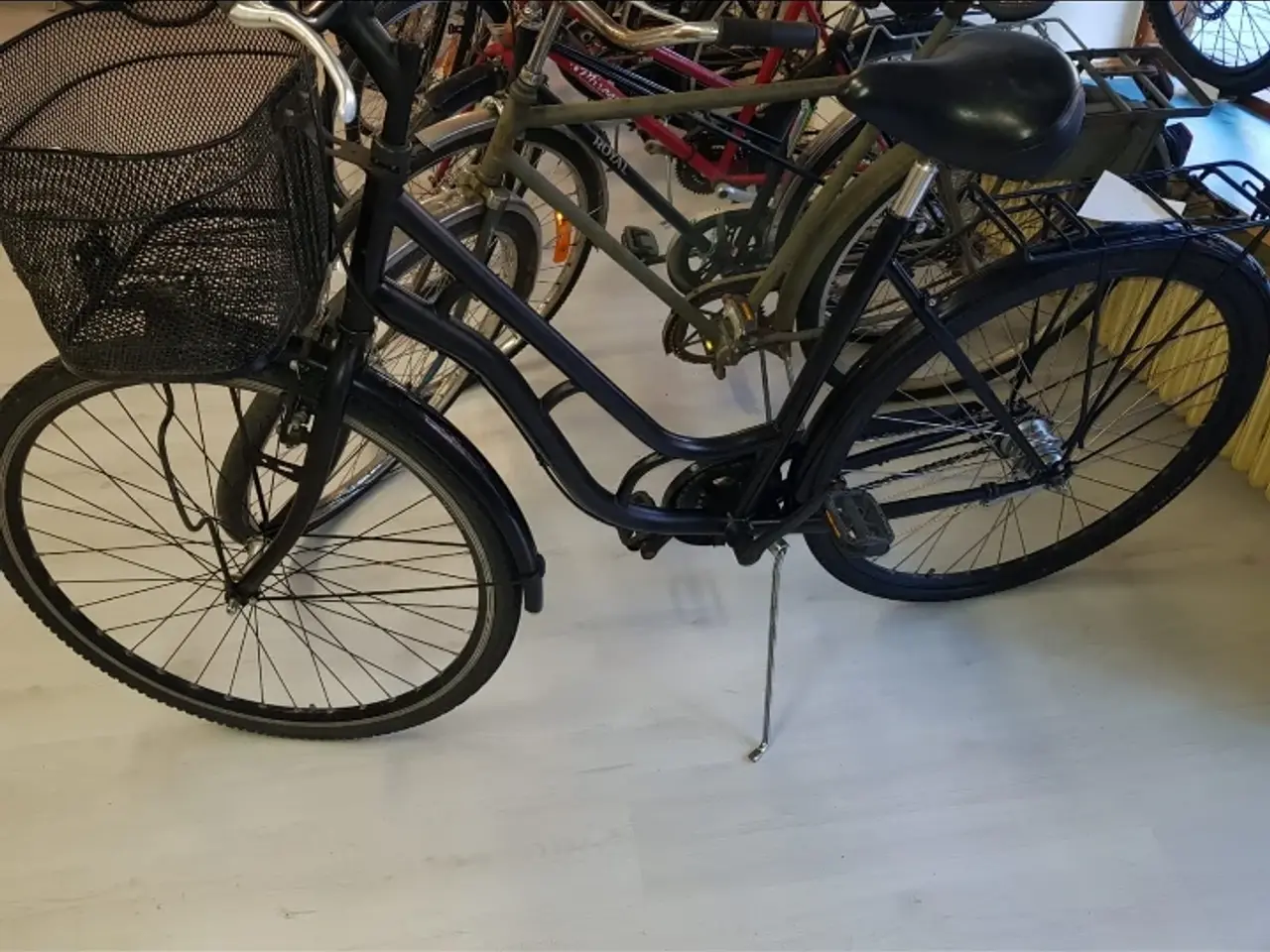 Billede 1 - cykel med 3 gear og 12 måneders garanti