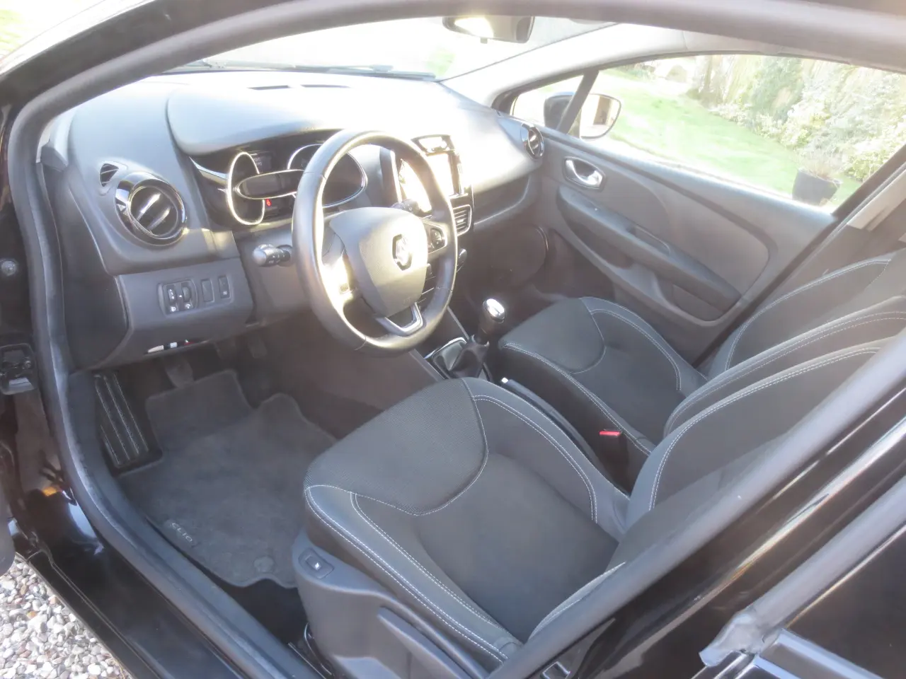 Billede 9 - Renault Clio 1.5 Cd År 2018 Nysynet 