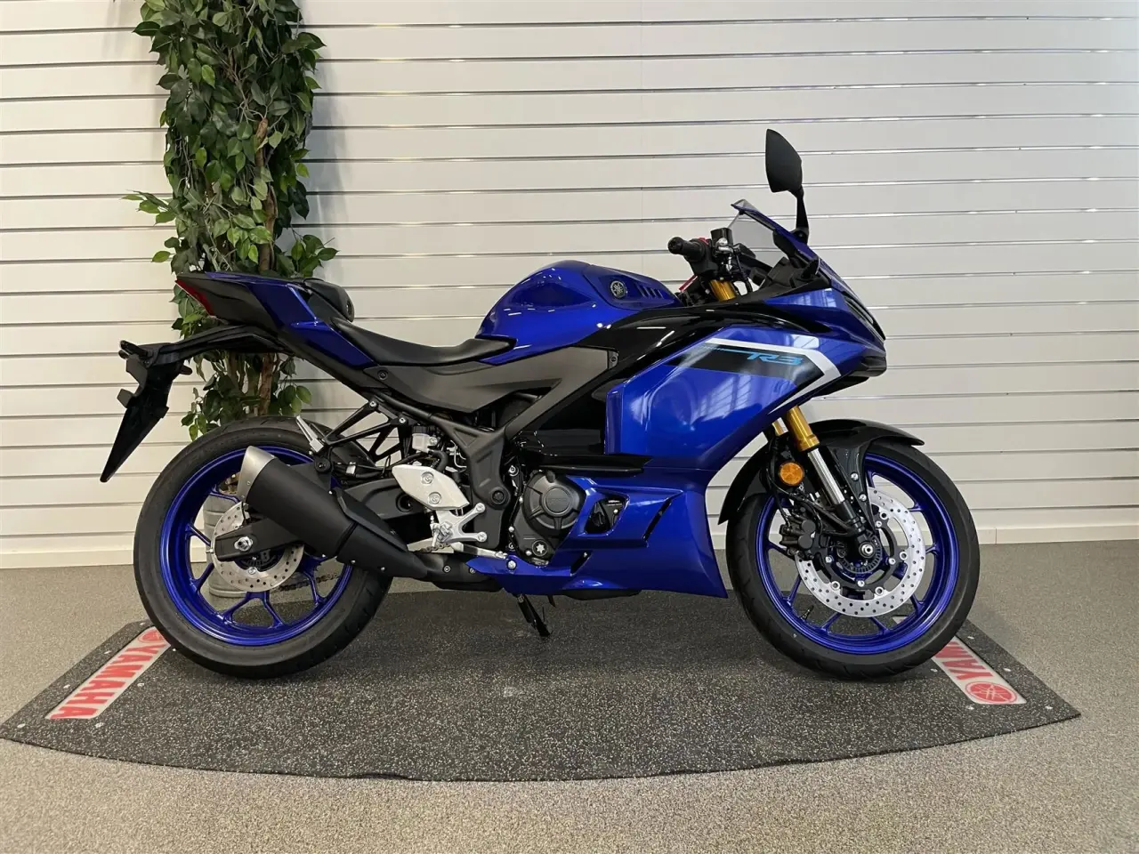 Billede 1 - Yamaha YZF-R3 Icon Blue