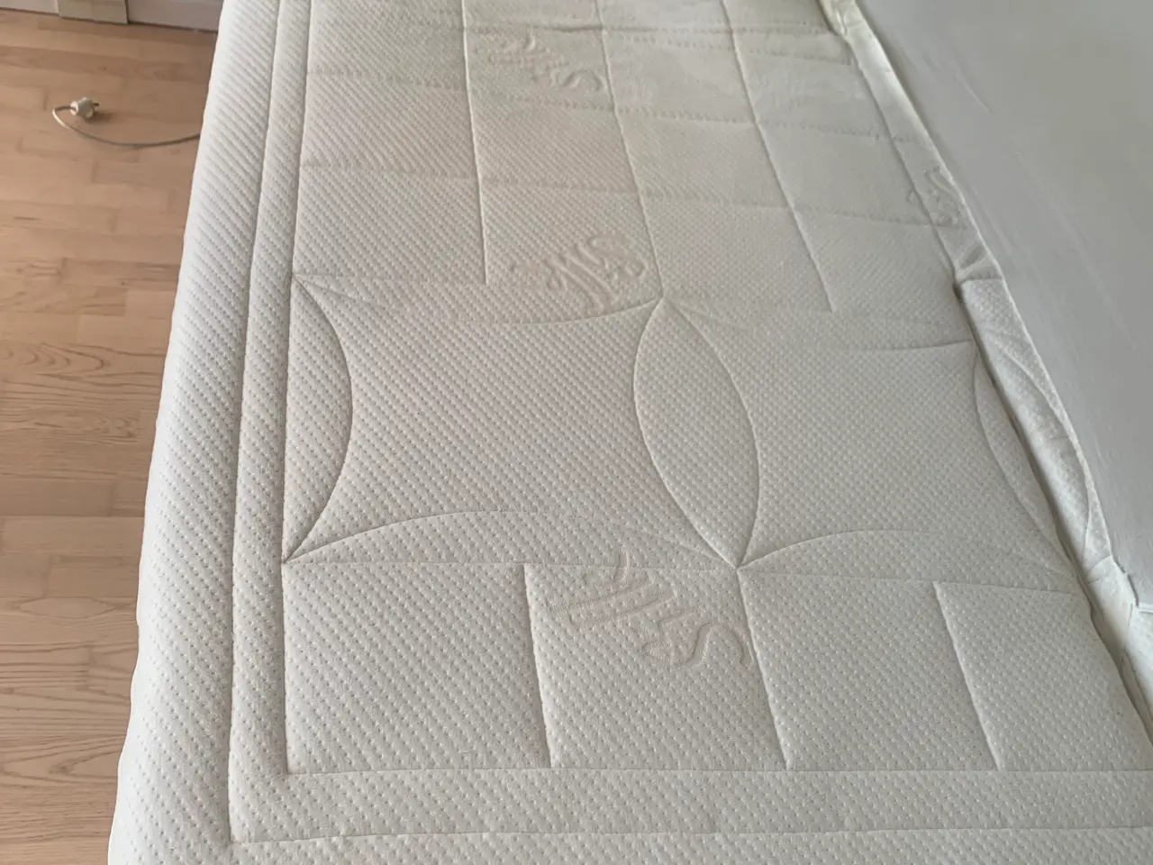 Billede 12 - Elevationsseng med massage 180 x 210 cm.