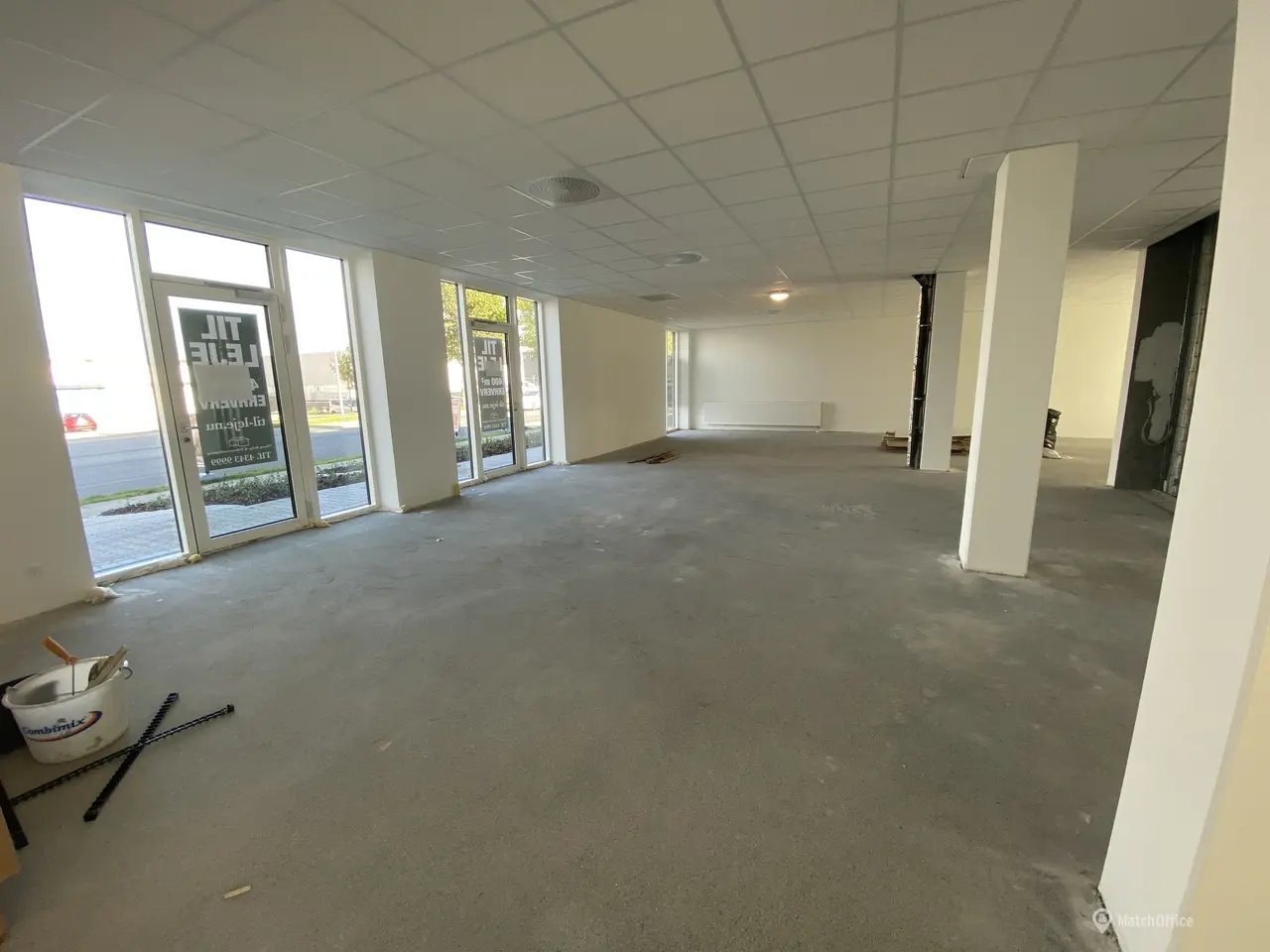Billede 11 - Butiks- og kontorlokaler med stor facade i Viborg