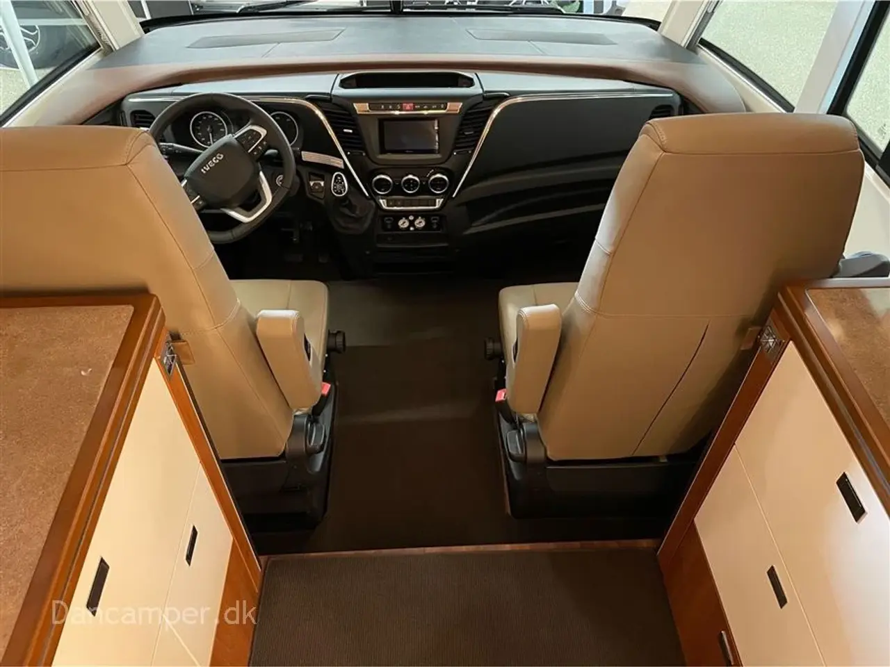 Billede 9 - 2025 - Carthago liner-for-two 53 L   Fabriksny luxuscamper