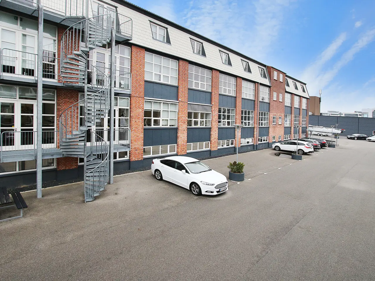 Billede 15 - Moderne kontorer/showroom/undervisningslokaler med godt lysindfald
