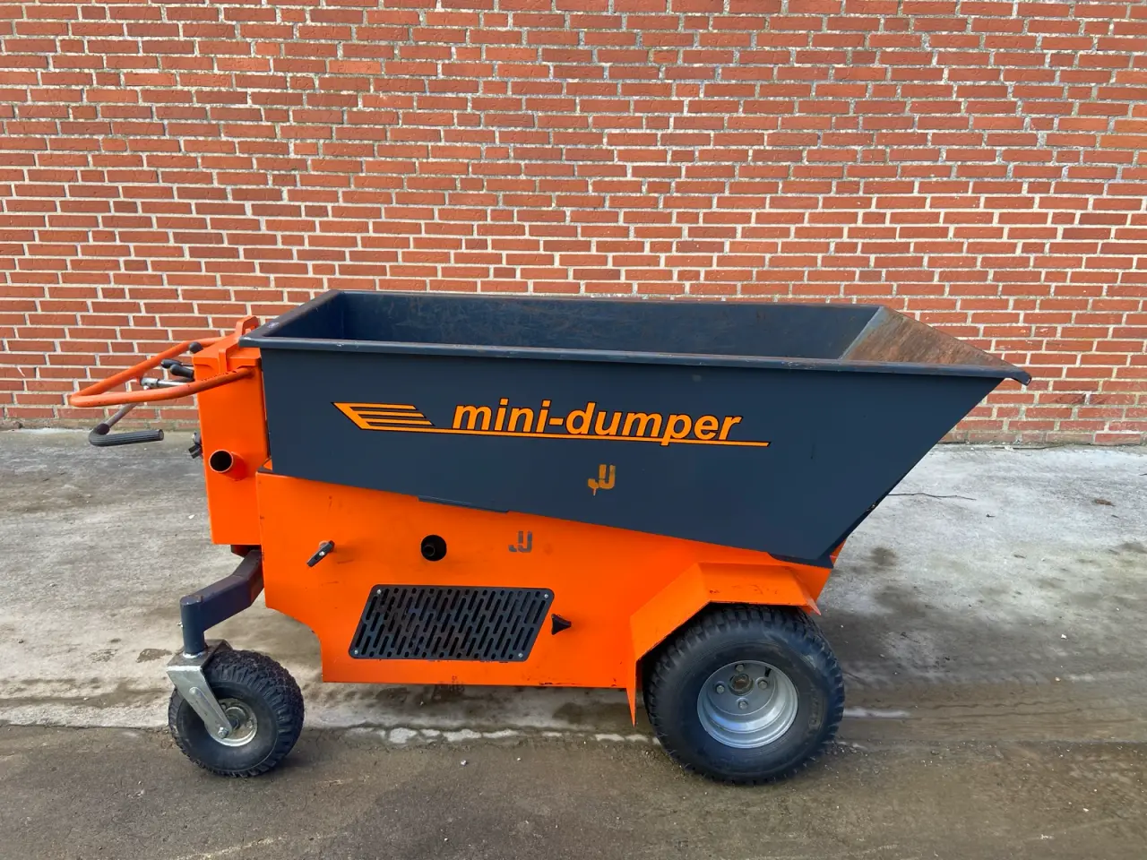 Billede 1 - Motorbør - Diesel - 1200kg