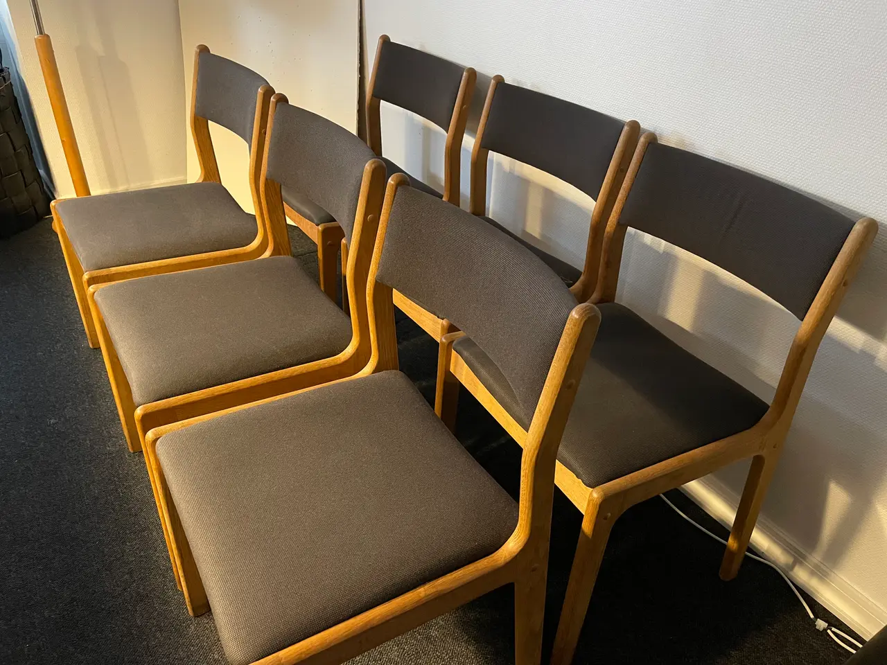 Billede 3 - Findahl Spisebordsstole i træ med polster