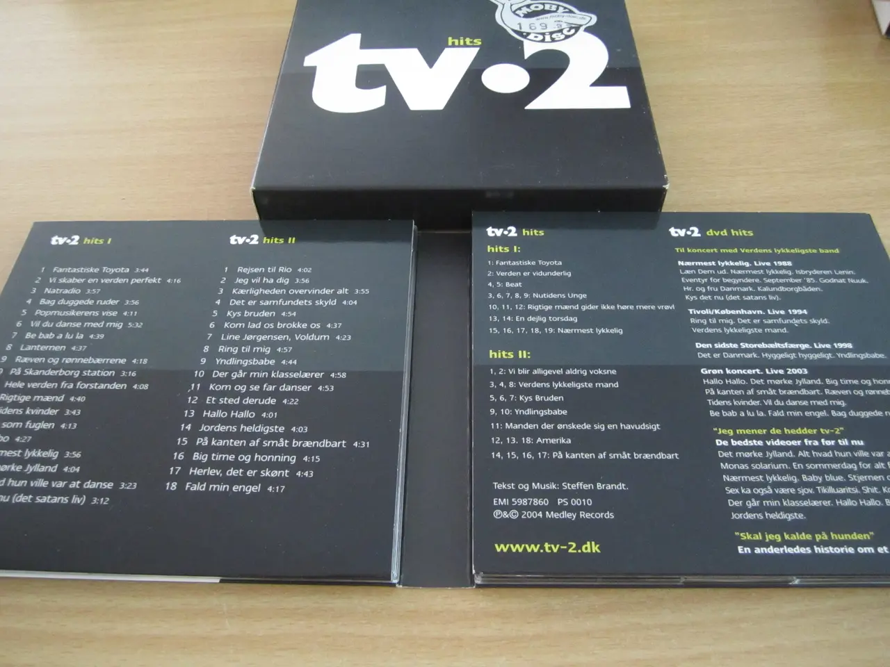 Billede 4 - TV2 hits. 2 x CD + 1 DVD.
