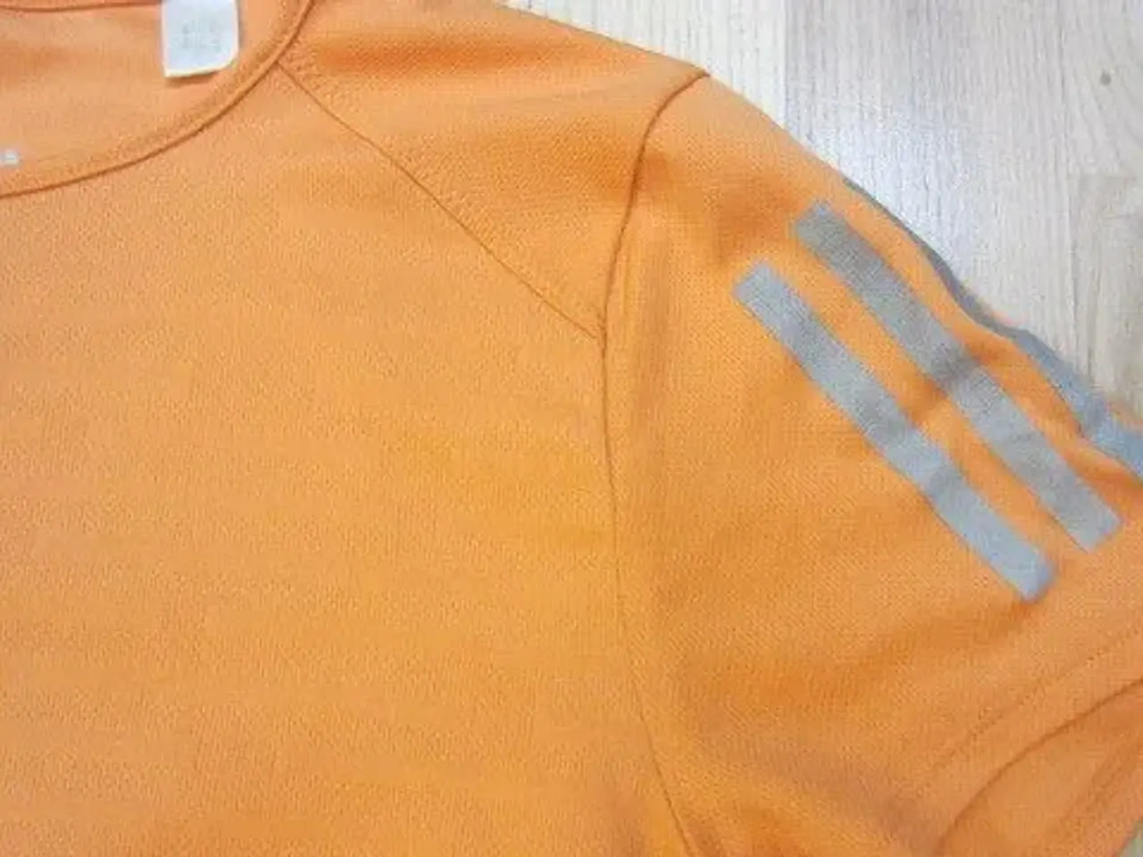 Billede 2 - Str. M, ADIDAS trænings t-shirt