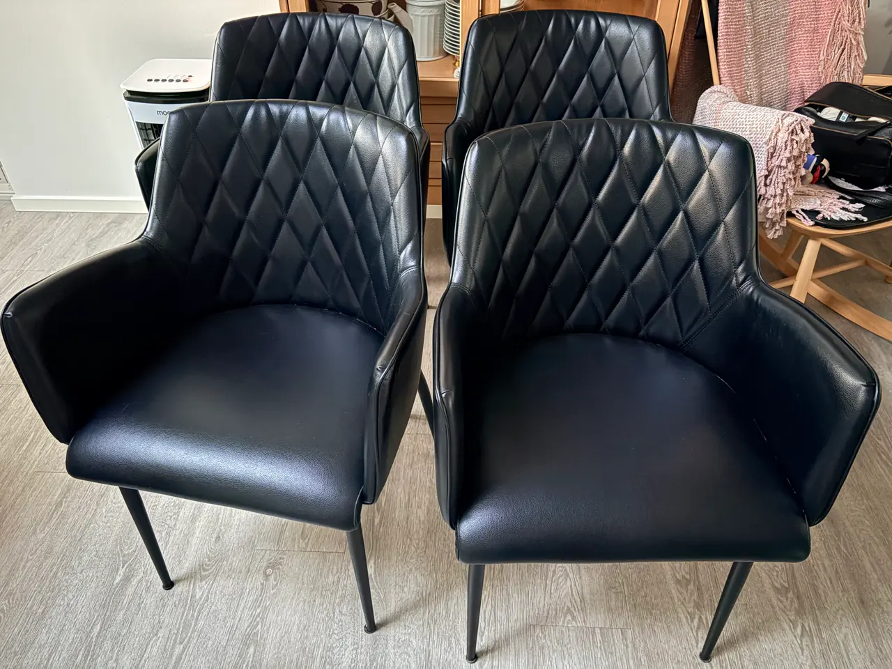 Billede 1 - 4 flotte sorte spisebordsstole