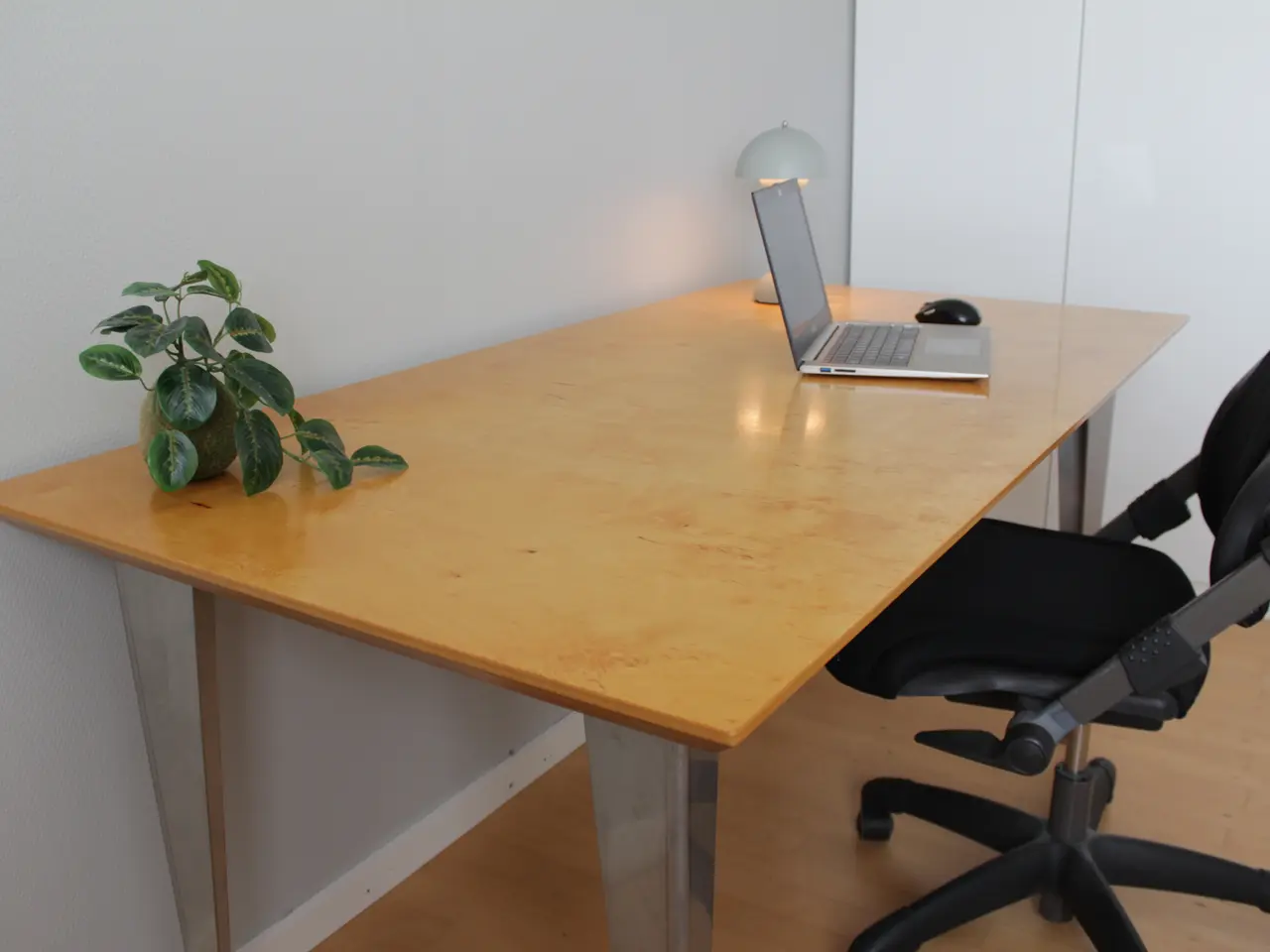 Billede 3 - Skrivebord arbejdsbord spisebord