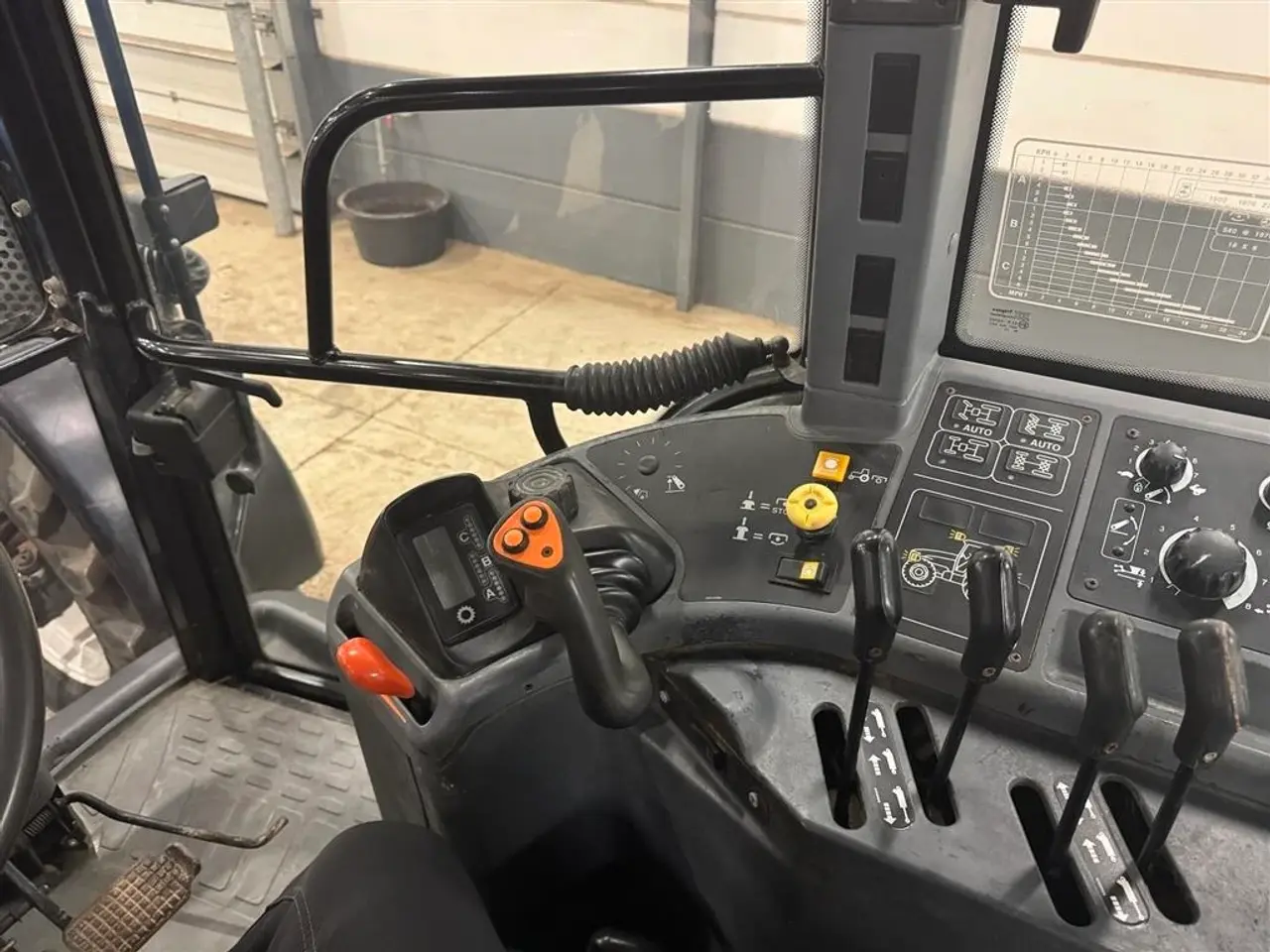 Billede 10 - New Holland 8360 4WD