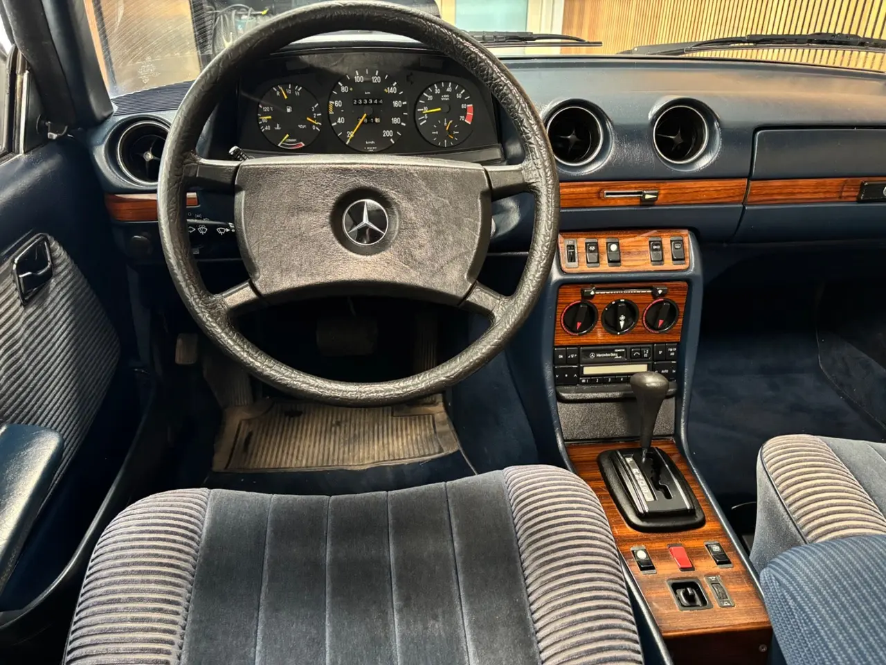 Billede 10 - Mercedes 230 CE 2,3 Coupé aut.