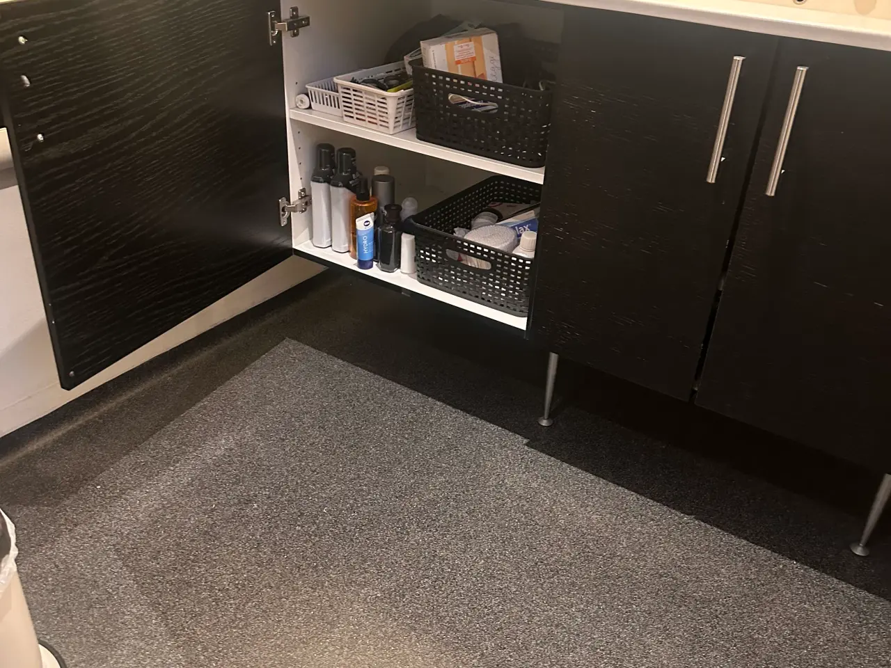 Billede 4 - Badeværelses arrangement 
