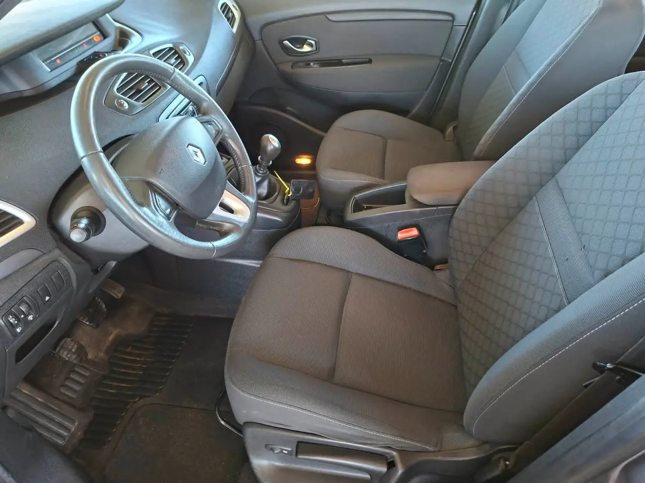 Billede 6 - Renault Grand Scenic III 1,9 dCi 130 Dynamique