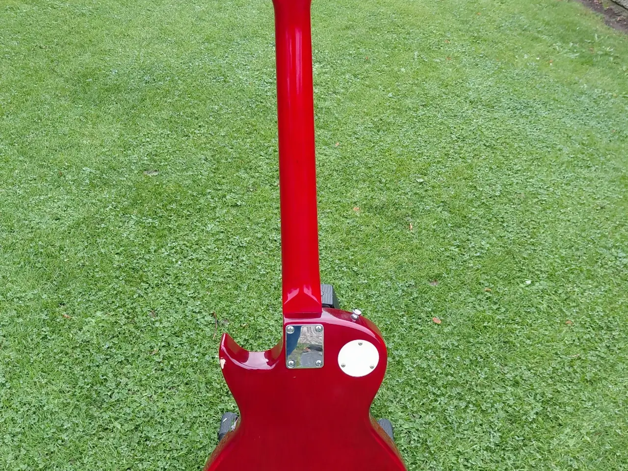 Billede 4 - Flot Encore Les Paul elguitar – Nyserviceret